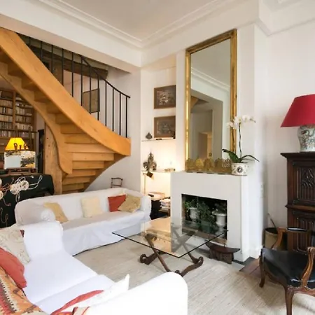 Duplex St-michel - Quartier Latin *