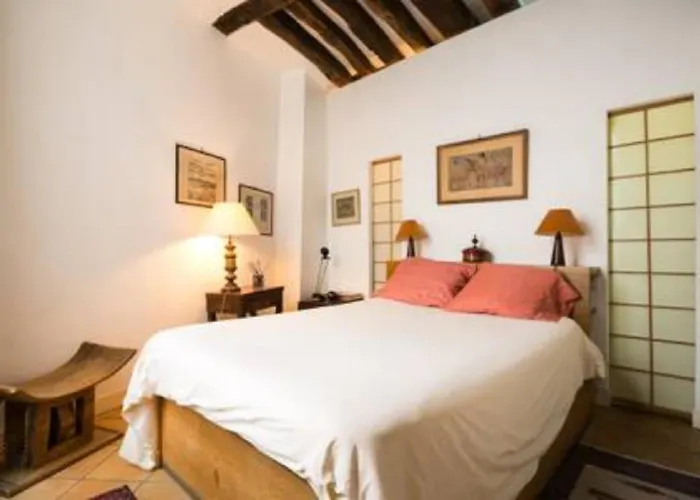 Duplex St-michel - Quartier Latin 아파트 *